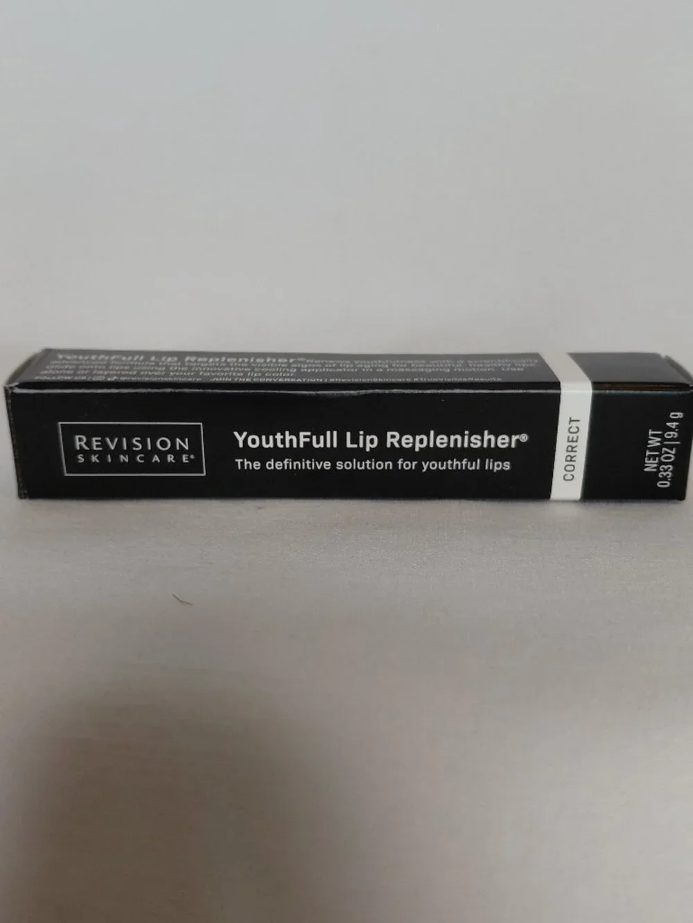 Revision Skincare -  YouthFull Lip Replenisher